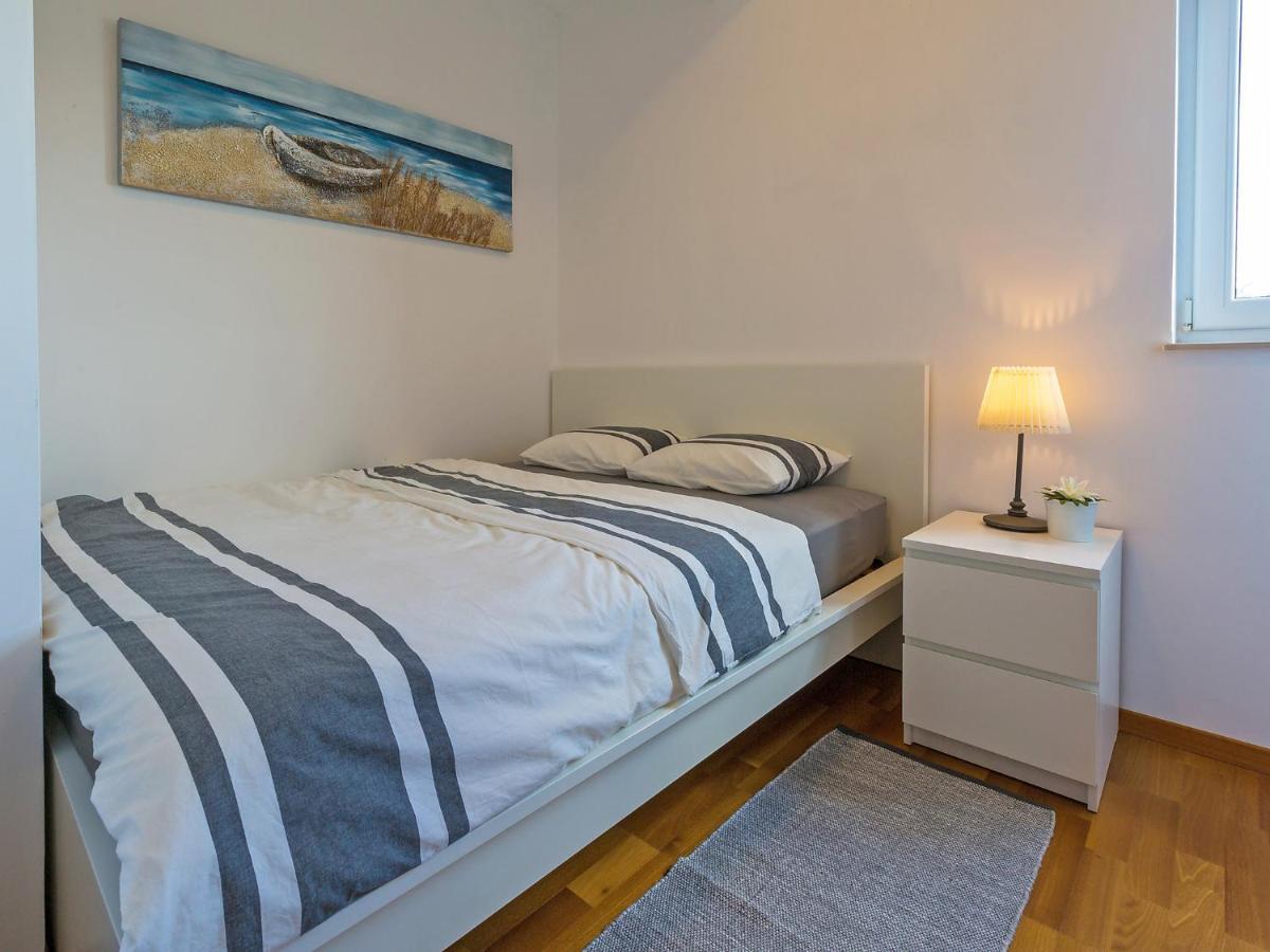 Apartment Cvit 1 By Interhome Klenovica Eksteriør billede
